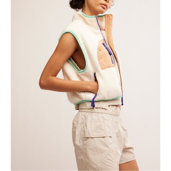 Free People FP MOVEMENT Hit the Slopes Vest / Ivory Retro Combo - Picture 5 of 14